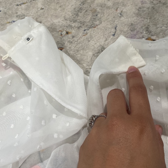 Dress - Picture 4 of 5